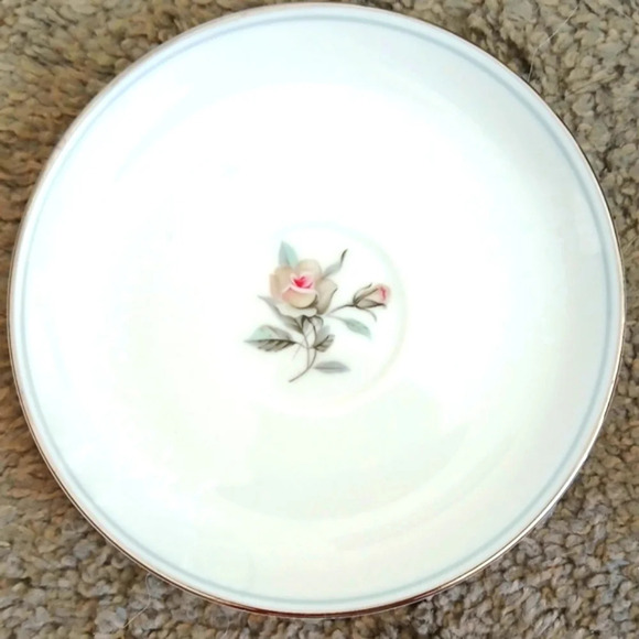 Vintage Noritake "Margo" 5605 Fine China Set of 4 Saucer 6" Plates Rose Japan - Picture 1 of 3